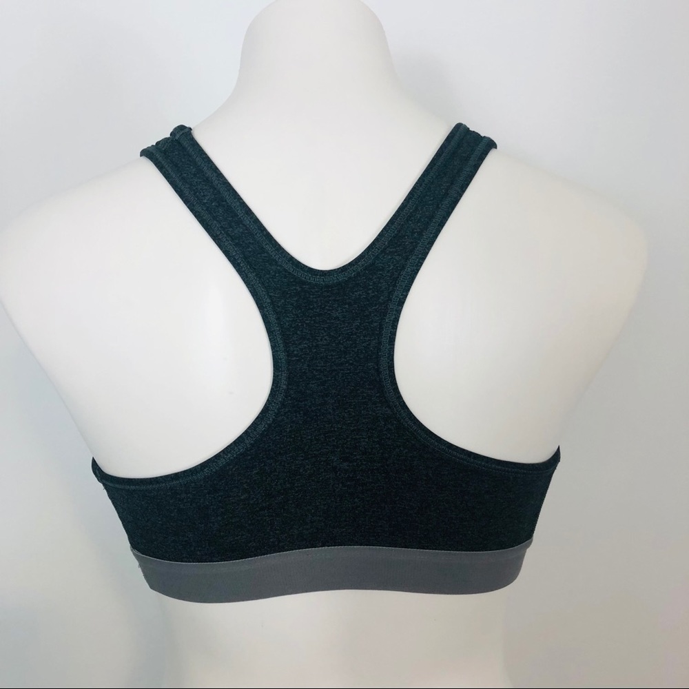 Nike Women's Grey Sports Bra Size Small - Picture 3 of 5